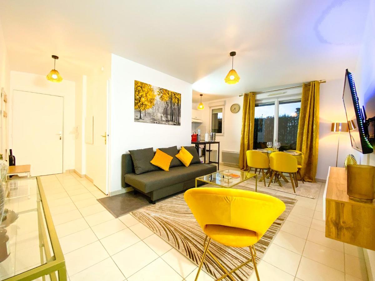 The Golden House * Parking * Garden Apartment Corbeil-Essonnes Ngoại thất bức ảnh